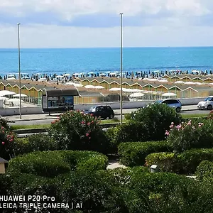 https://i-riflessi-del-mare.it-romehotels.com
